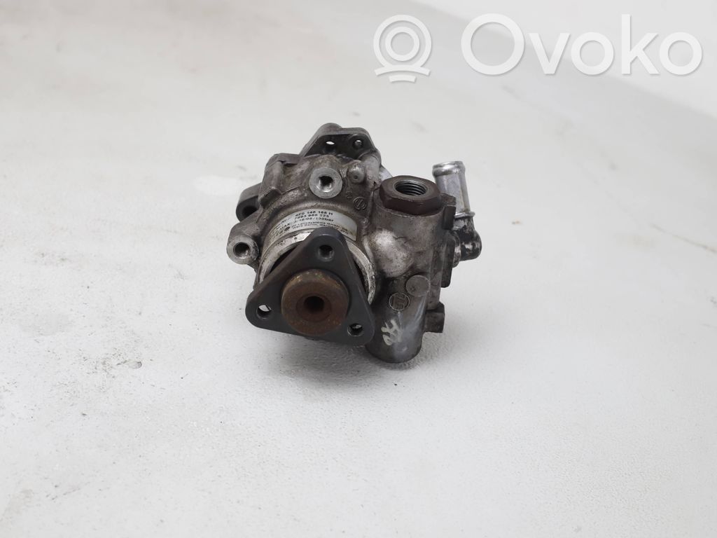 Audi A6 S6 C6 4F Ohjaustehostimen pumppu 