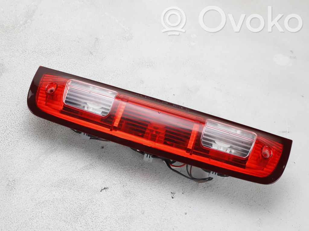 Dodge RAM 1500 DS Third/center stoplight 