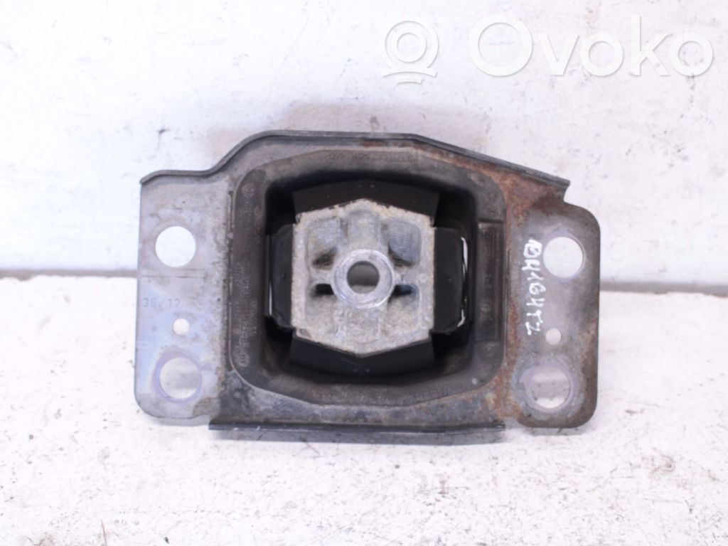Volvo V70 Gearbox mount 