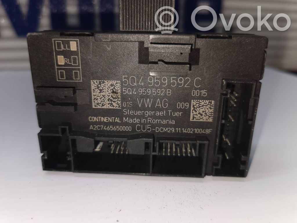 Volkswagen PASSAT B8 Door control unit/module 