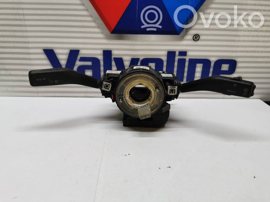 Volkswagen Golf V Interruptor/palanca de limpiador de luz de giro 