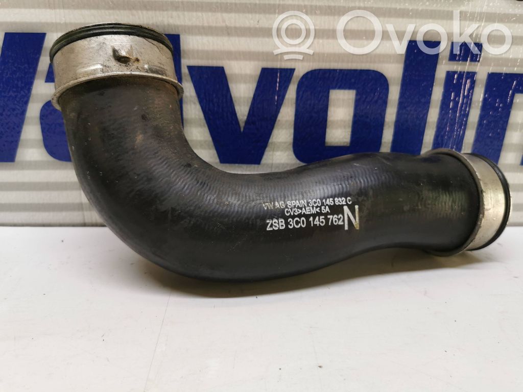 Volkswagen PASSAT B6 Intercooler hose/pipe 