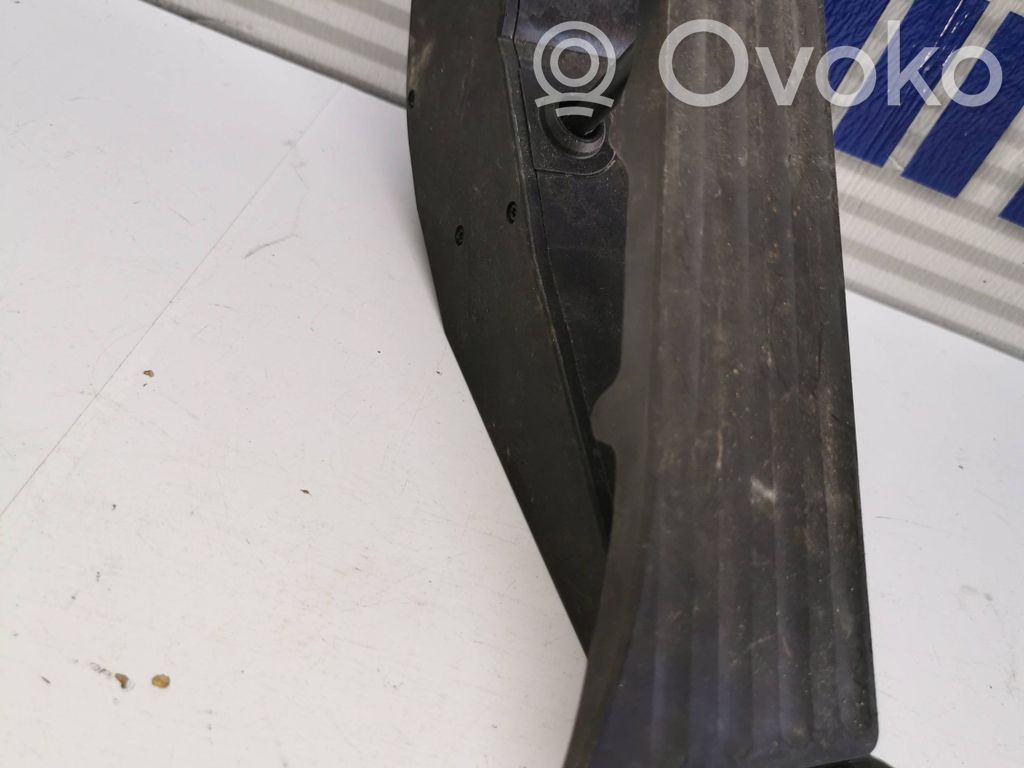 BMW 1 E81 E87 Accelerator throttle pedal 