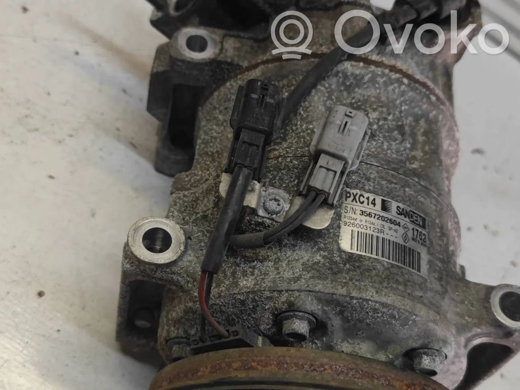 Renault Megane IV Air conditioning (A/C) compressor (pump) 