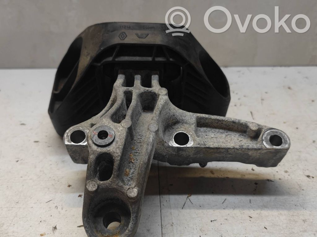 Renault Megane IV Engine mount bracket 
