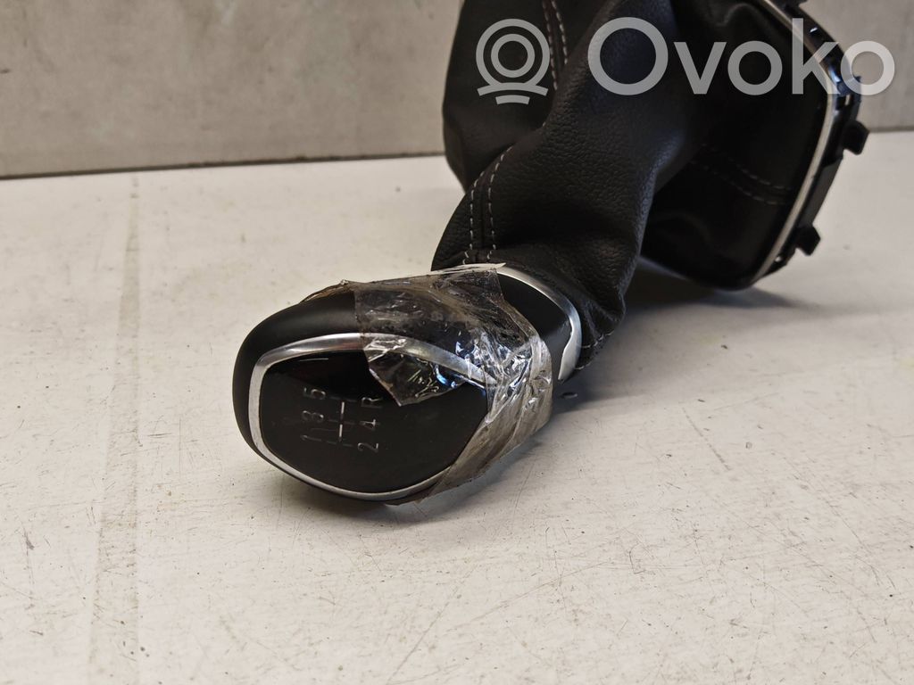 Opel Insignia B Perilla/embellecedor de cuero de la palanca de cambios 