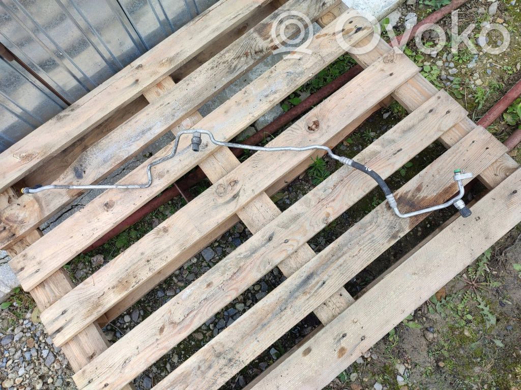 BMW 5 E60 E61 Ilmastointilaitteen putki (A/C) 