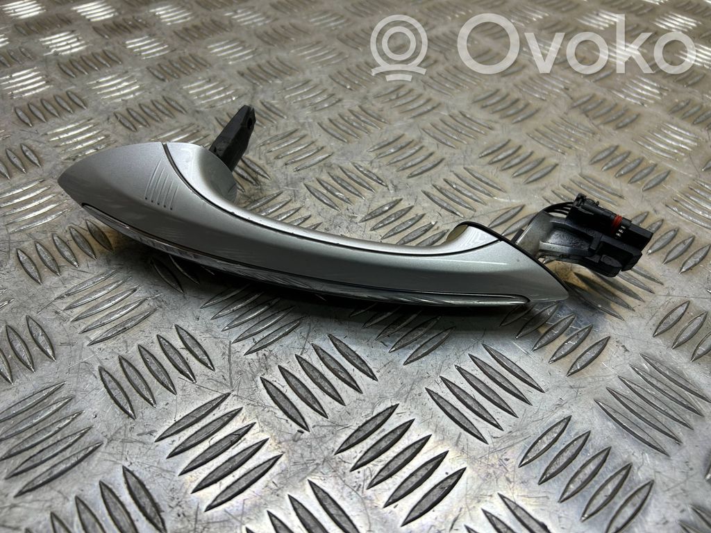 BMW 5 F10 F11 Klamka zewnętrzna drzwi przednich 