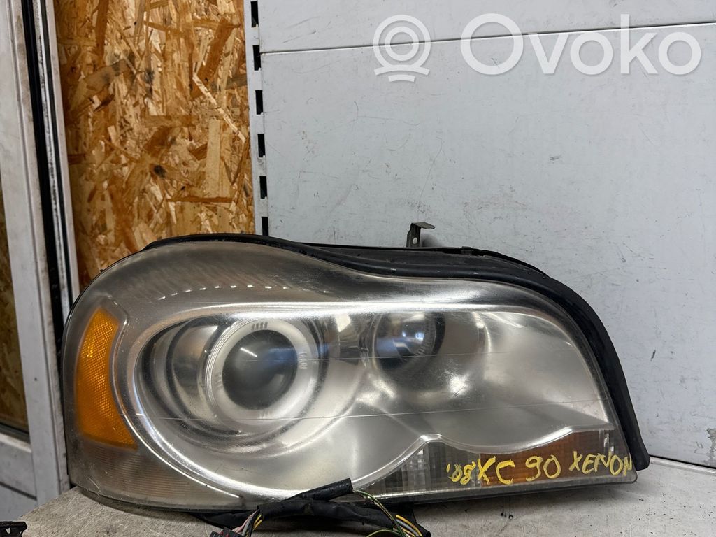 Volvo XC90 Scheinwerfer 