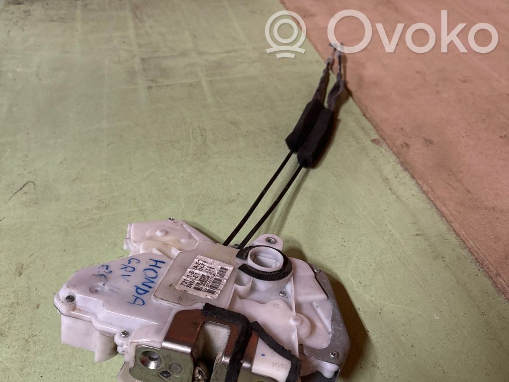 Honda CR-V Priekšpusē slēdzene 
