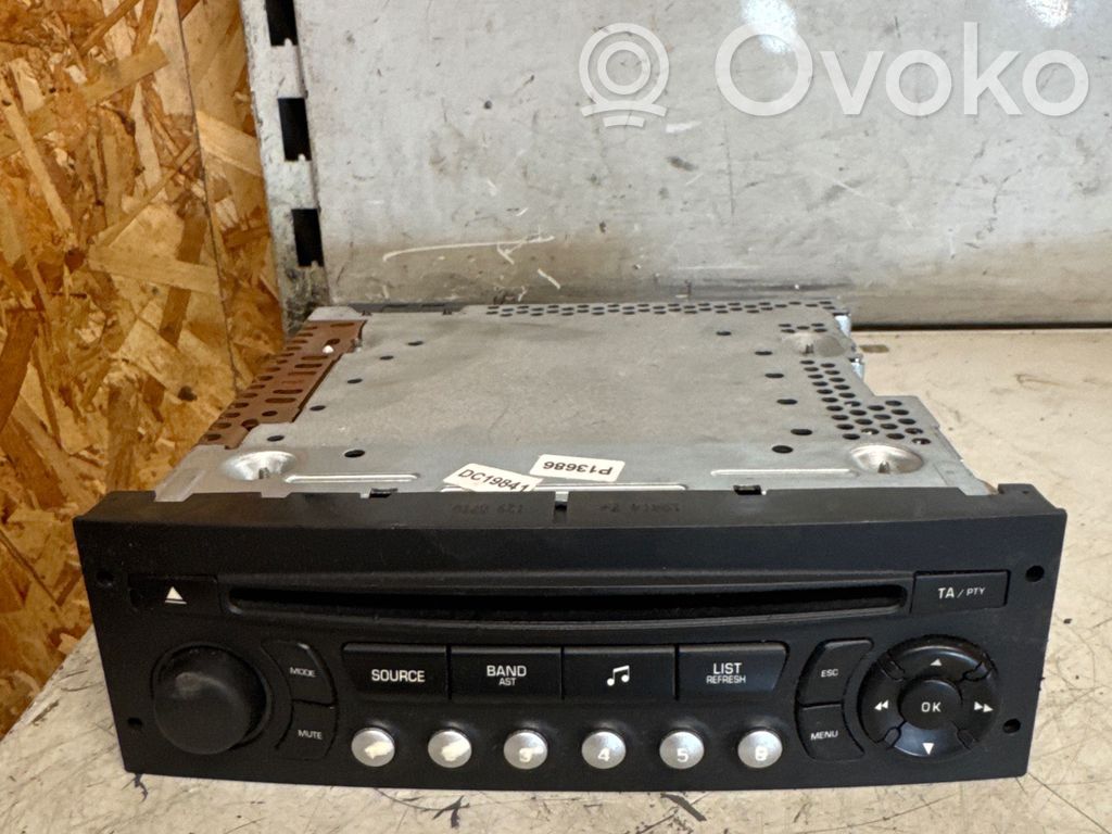 Peugeot 807 Unitate principală radio/CD/DVD/GPS 