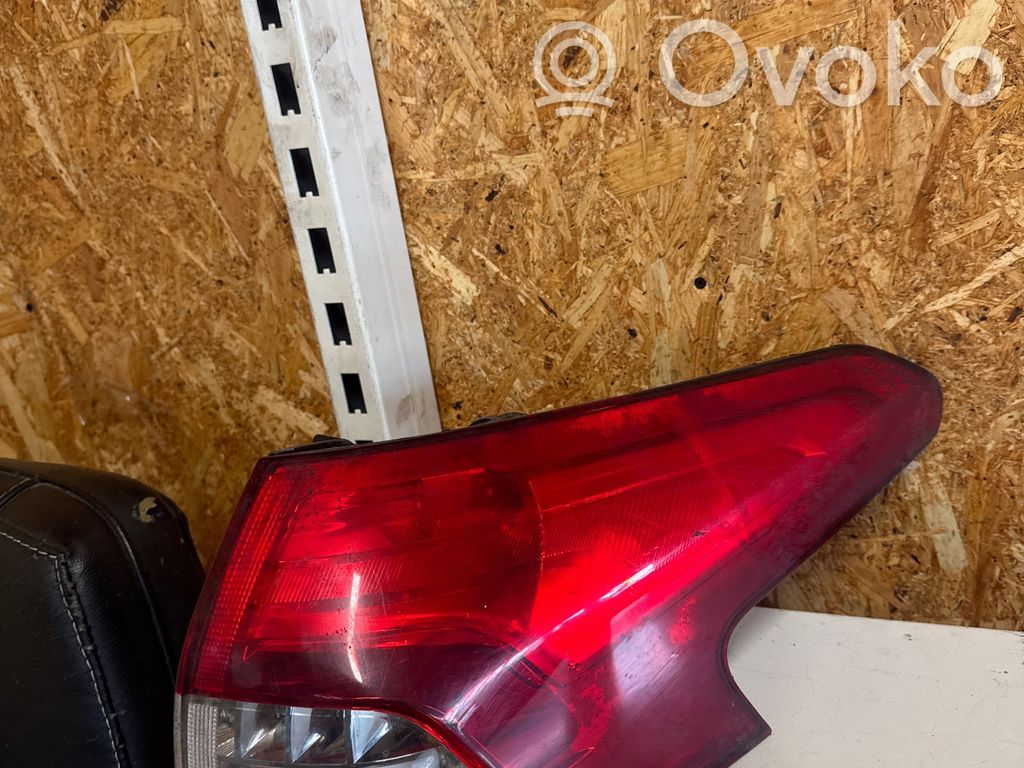 Citroen C5 Aizmugurējais lukturis virsbūvē 