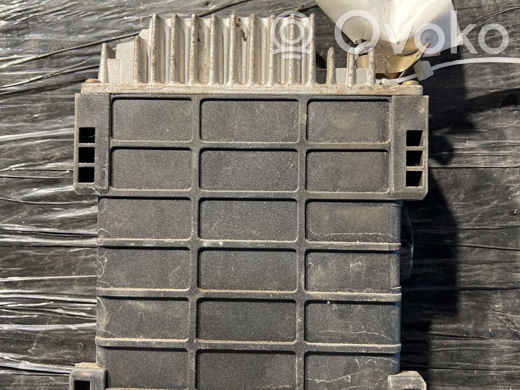Mercedes-Benz 190 W201 Engine control unit/module 