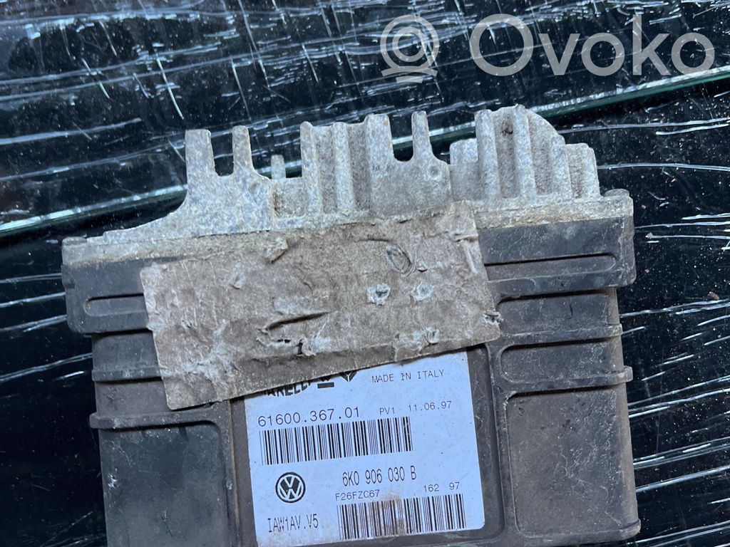 Volkswagen Caddy Engine control unit/module 