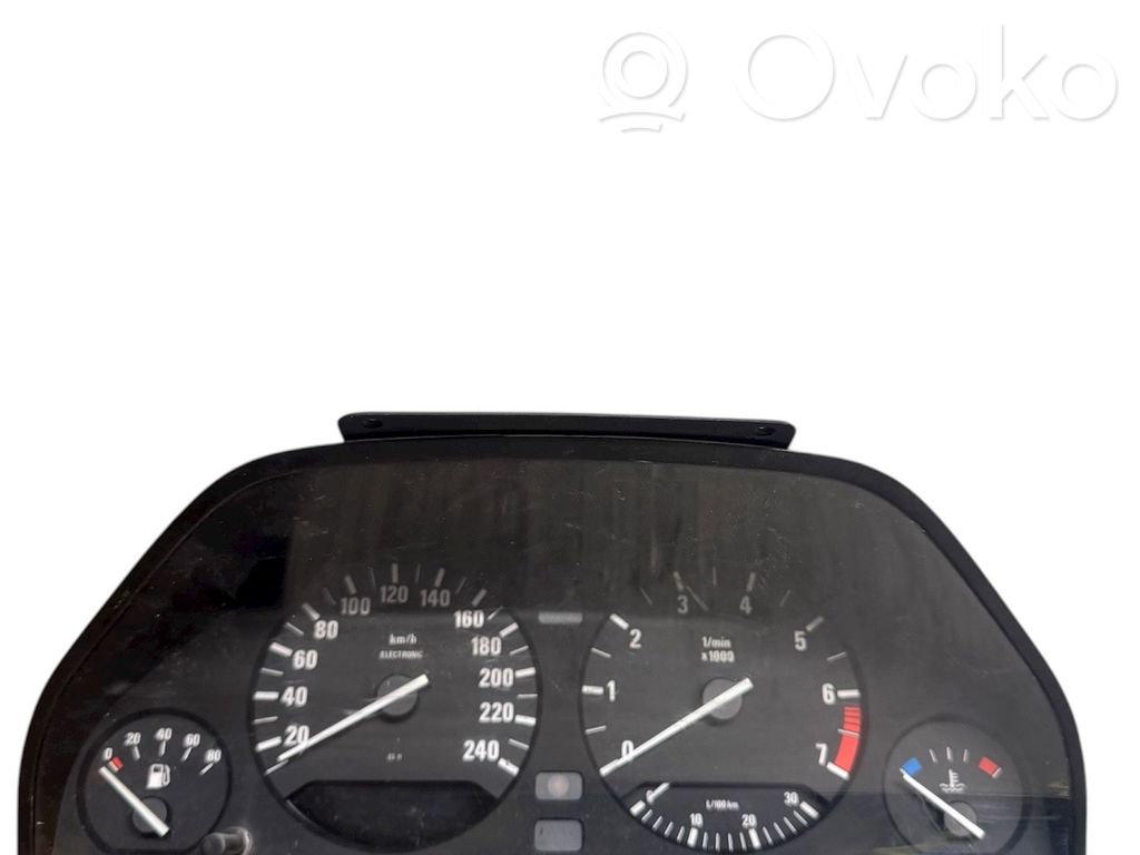 BMW 5 E34 Speedometer (instrument cluster) 