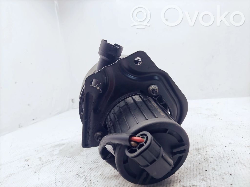 BMW 3 E46 Secondary air pump 