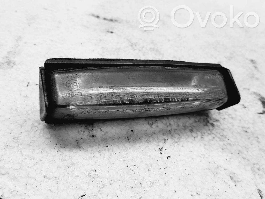 Toyota Avensis Verso Front fender indicator light 