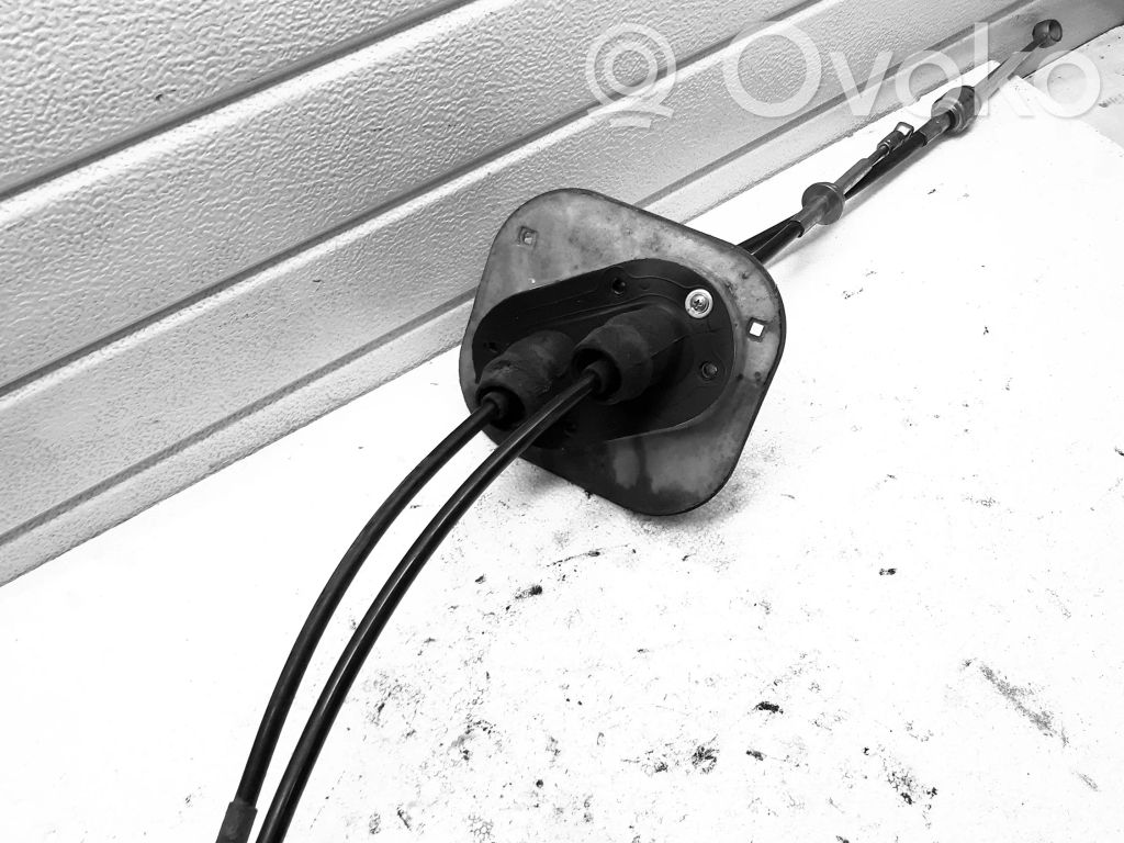 Opel Vectra C Gear shift cable linkage 