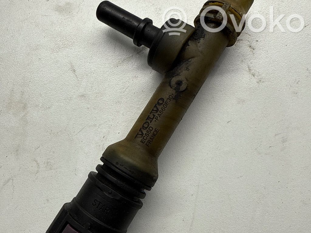 Volvo V40 Engine coolant pipe/hose 