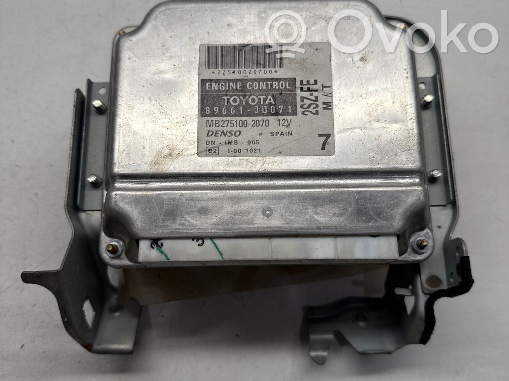 Toyota Yaris Engine control unit/module 