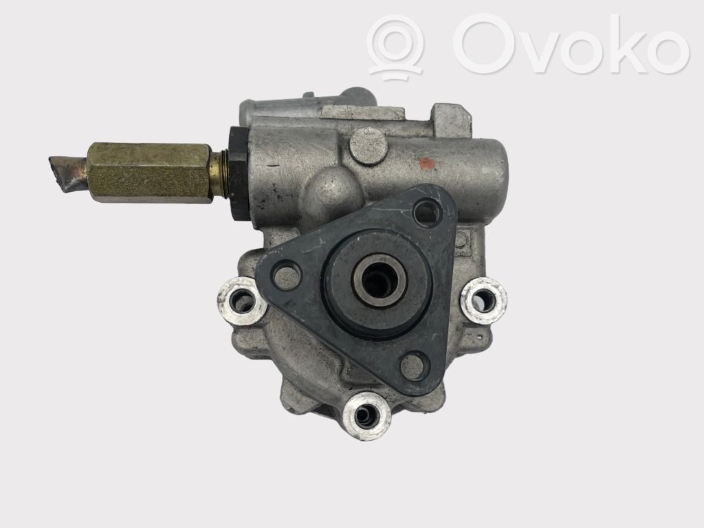 Alfa Romeo 147 Ohjaustehostimen pumppu 