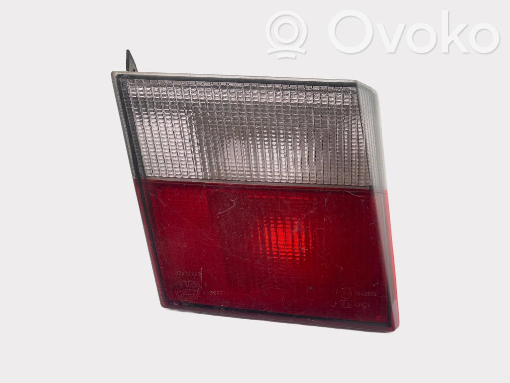 Lancia Dedra Lampă spate în capacul portbagajului 
