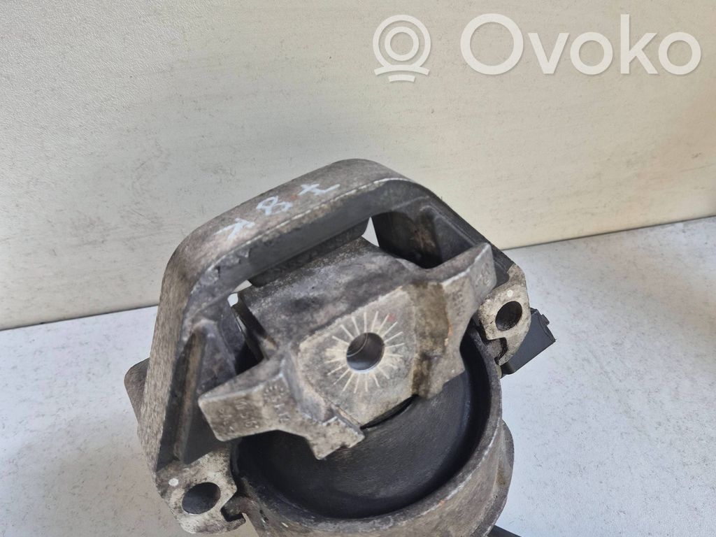 Audi A6 S6 C7 4G Engine mount bracket 