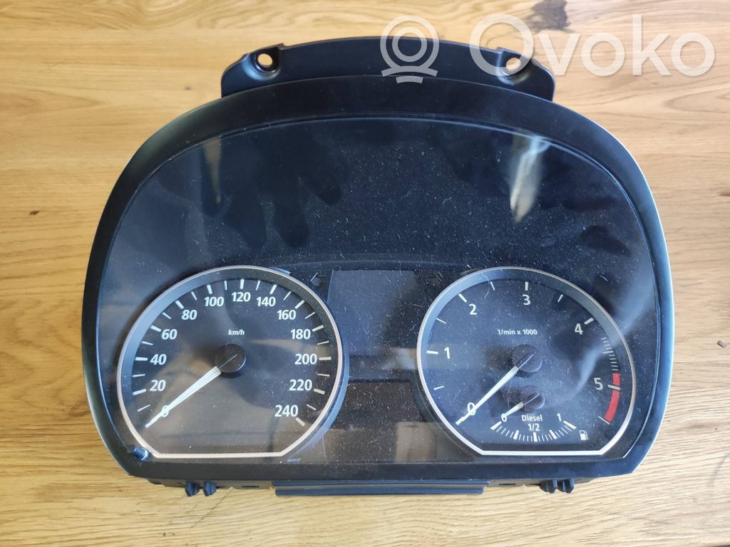 Geschwindigkeitsmesser Cockpit   6964503,150062118,102495230