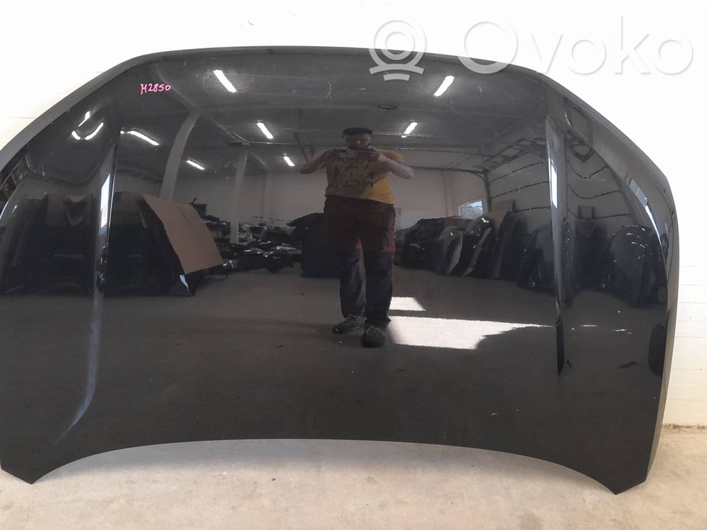 Audi Q4 Sportback e-tron Konepelti 