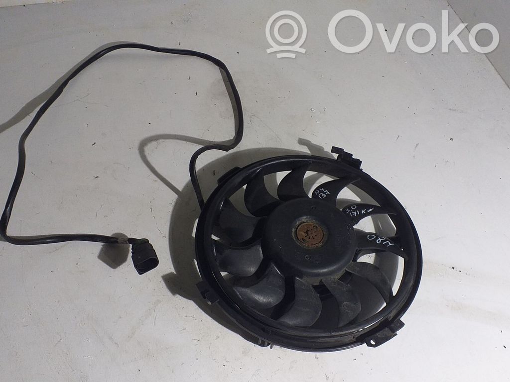 Audi A4 S4 B7 8E 8H Elektryczny wentylator chłodnicy 