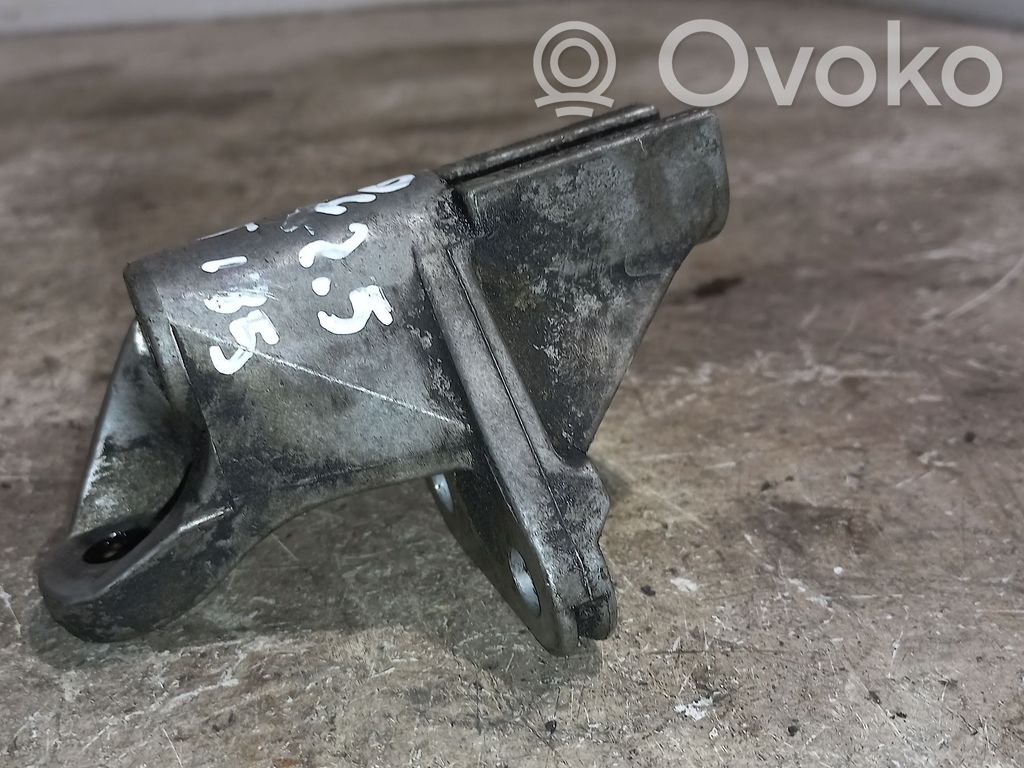 Audi A4 S4 B6 8E 8H Generator/alternator bracket 