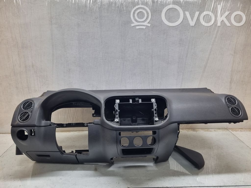Volkswagen Golf Plus Dashboard 