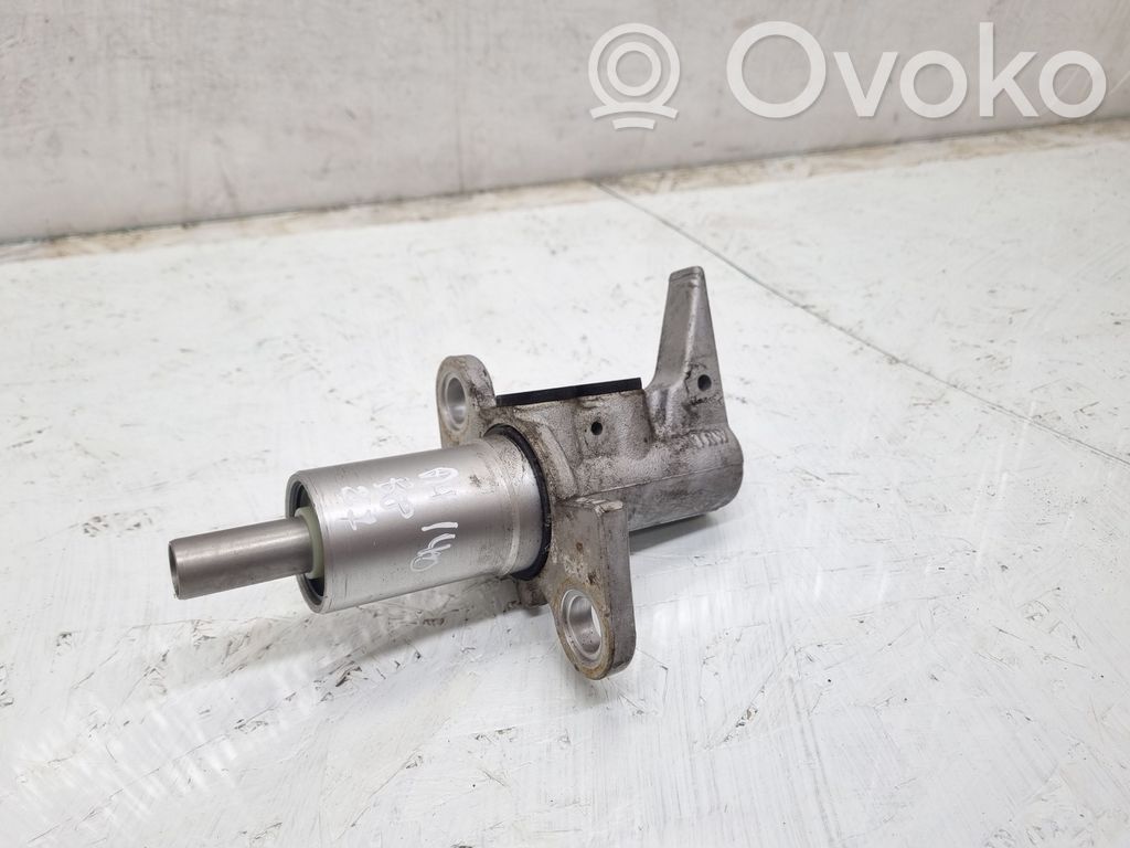 Audi A4 S4 B8 8K Cilindro de freno maestro 