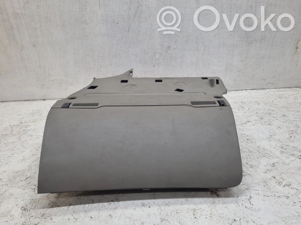 Audi A6 S6 C6 4F Guantera 