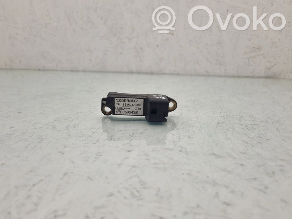 Airbagsensor Crashsensor Drucksensor   4B0959643B