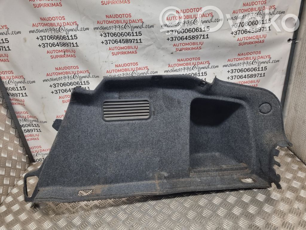 Audi A4 S4 B6 8E 8H Boczek / Tapicerka / bagażnika 