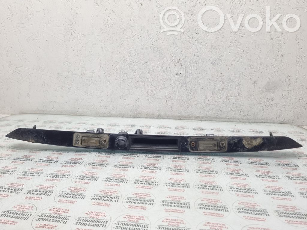 Éclairage de plaque d'immatriculation   4E0827576