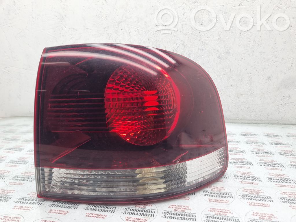 Volkswagen Touareg I Lampa tylna 