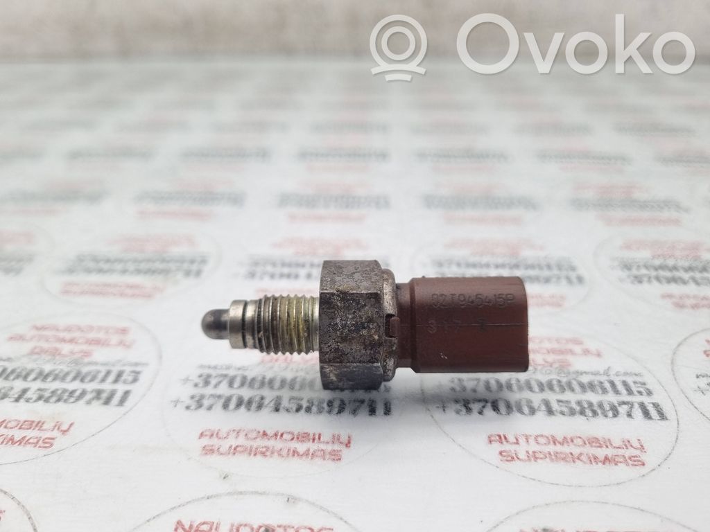 Volkswagen PASSAT B6 Reversing light switch sensor 