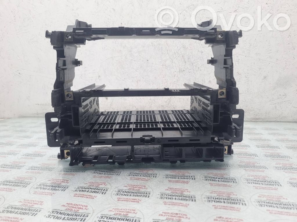 Audi A4 S4 B5 8D Radio/GPS head unit trim 