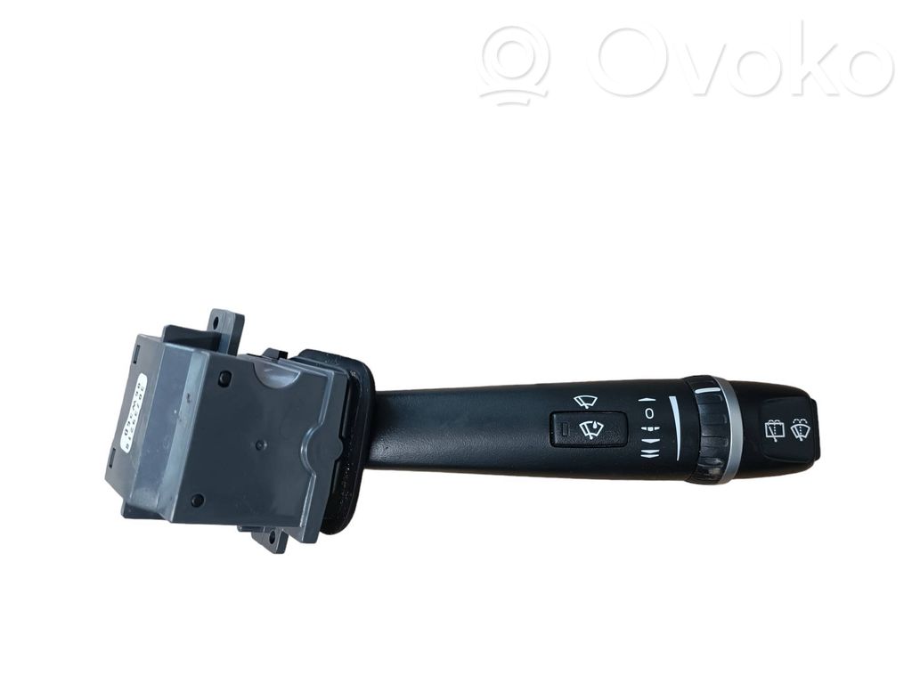 Volvo XC90 Wiper control stalk 
