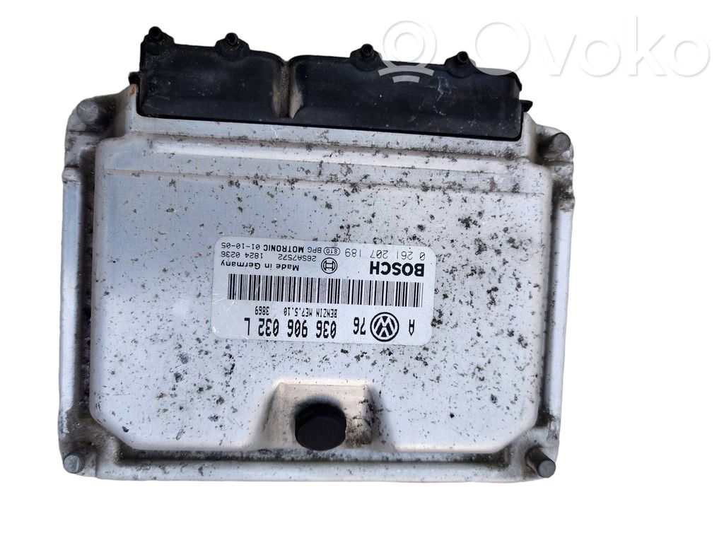Volkswagen Golf IV Engine control unit/module 