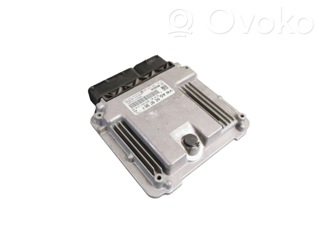 Volkswagen Golf VII Engine control unit/module 
