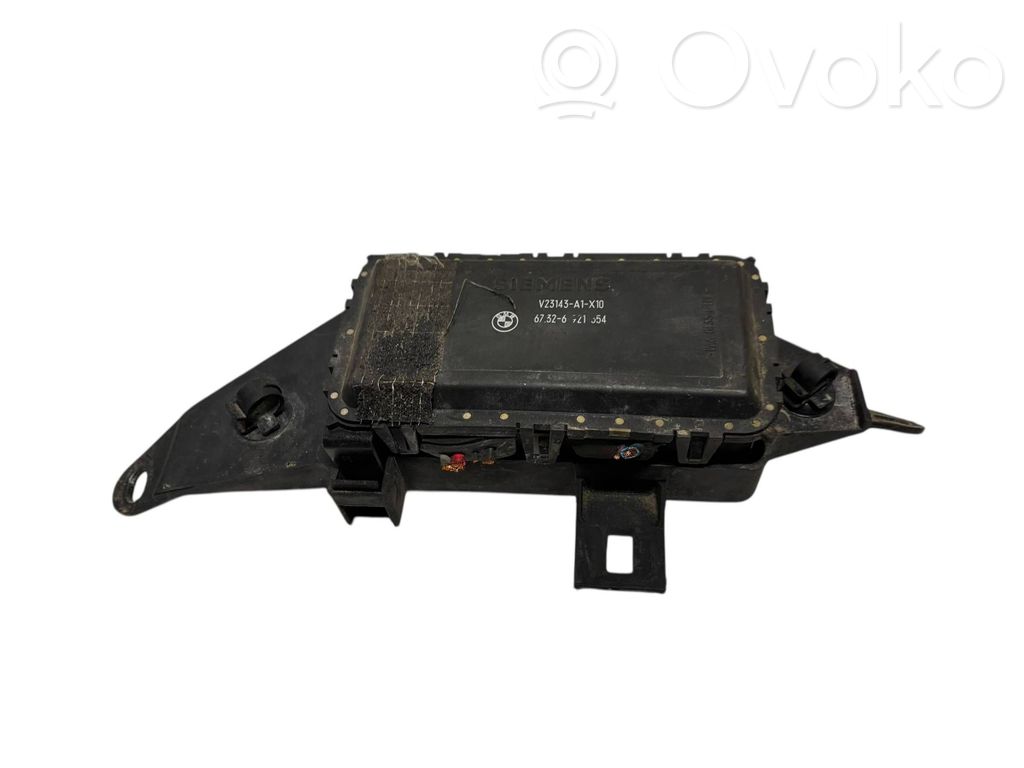 BMW 5 E39 Coolant fan relay 