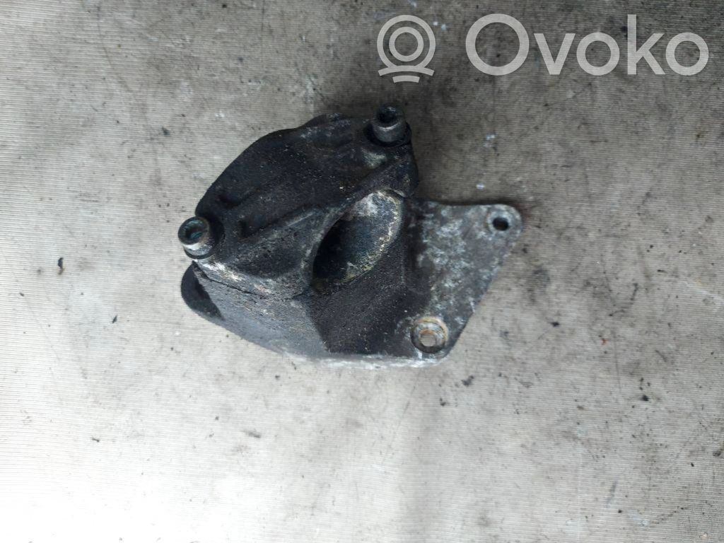 Intercooler pipe mounting bracket   7M3145961F,YM216F086CB,A0B13270