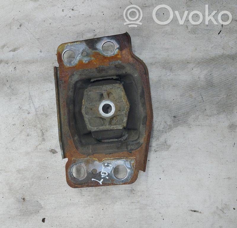 Engine mount bracket   6G917M121AC,30680699,6G917M121BD