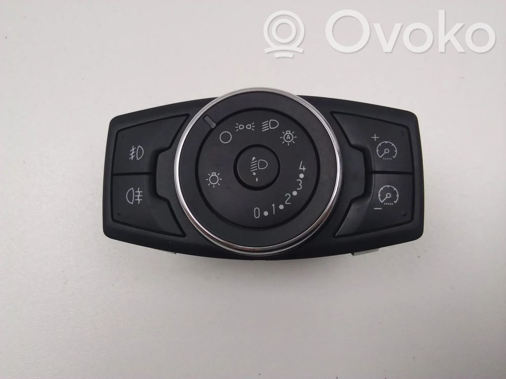 Ford Focus Light switch 