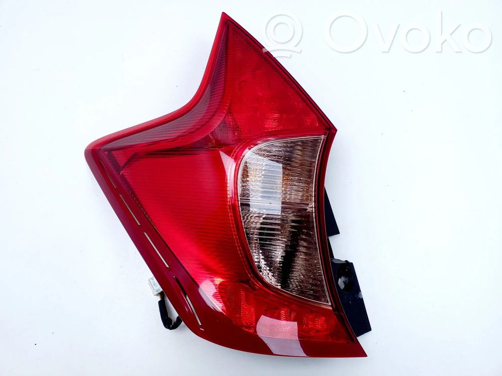Nissan Note (E12) Takavalot 
