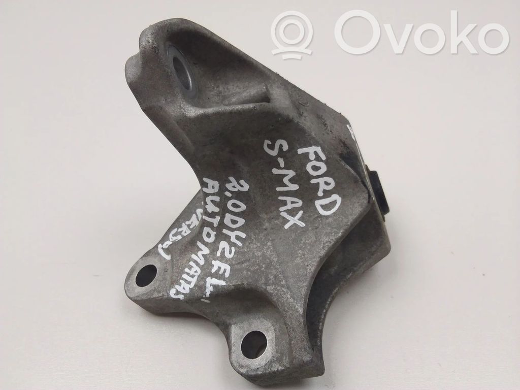 Engine mount bracket   DS736P093GA