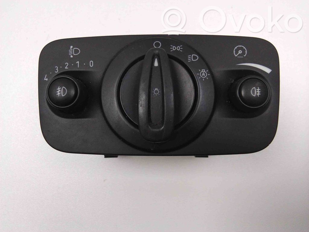 Ford C-MAX II Light switch 